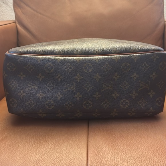 Louis Vuitton Monogram Deavuille Handbag with COA - Picture 8 of 15
